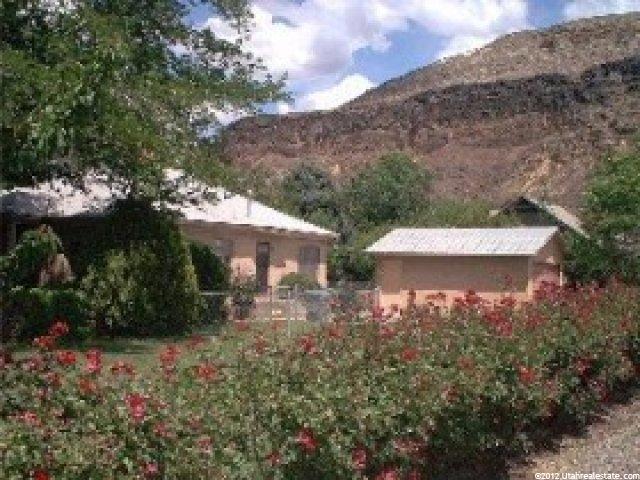 281 S Main St, Hurricane, UT 84737 — photo 2