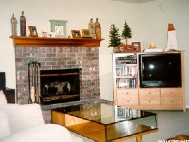 10027 Rockview Dr, Sandy, UT 84092 — photo 2