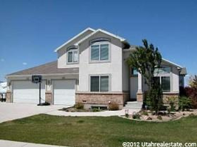 2104 ASPEN AVE, Riverton UT 84065