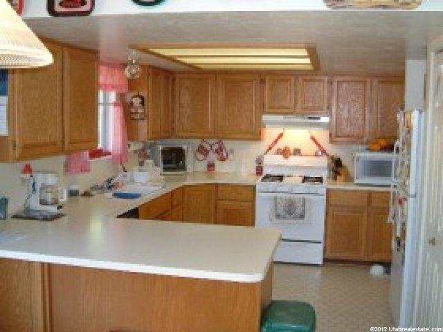 2622 N 1575 E, Layton, UT 84040 — photo 4
