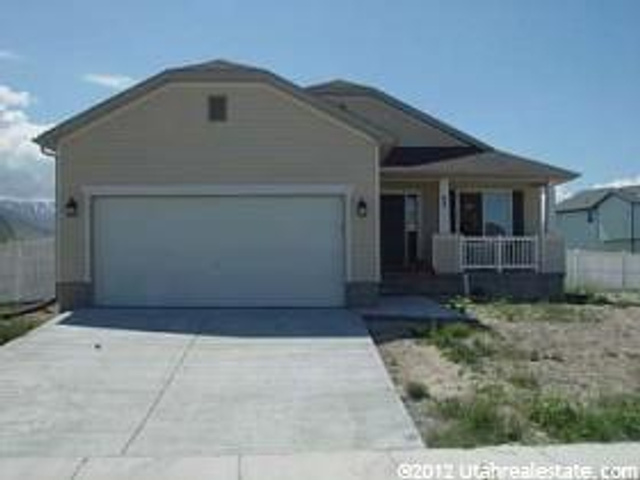 68 FAIRWAY DR, Stansbury Park UT 84074