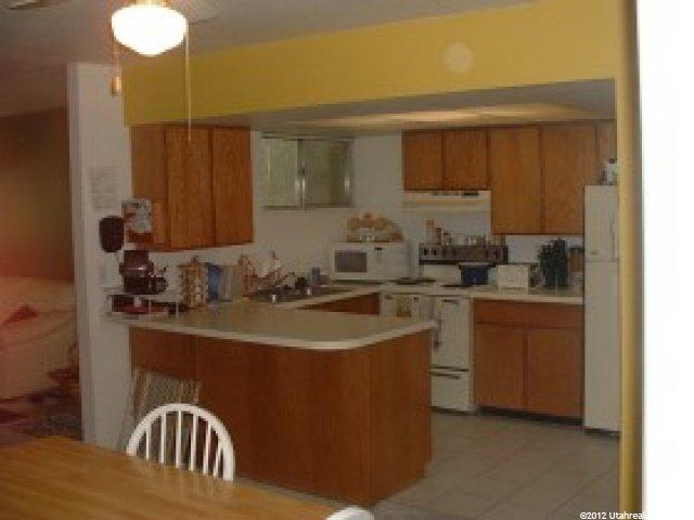 215 Hill Ave, Murray, UT 84107 — photo 5