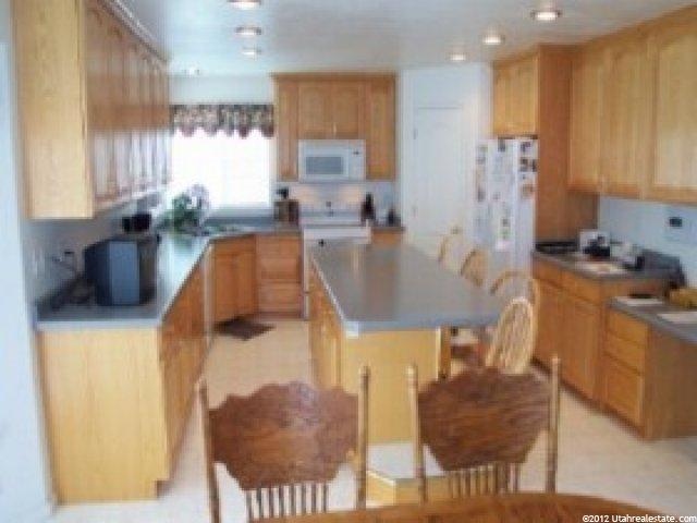 1716 N 2675 E, Layton, UT 84040 — photo 2
