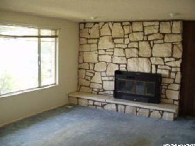 47 E Cherry St, Grantsville, UT 84029 — photo 2