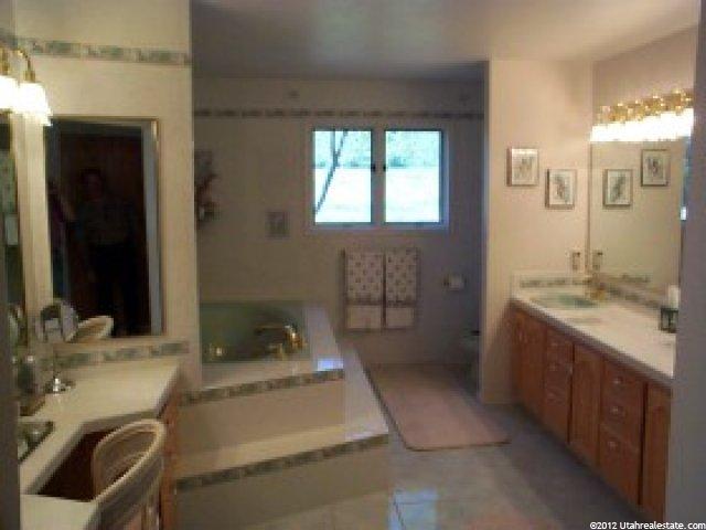 1445 E Canyon Rd, Avon, UT 84328 — photo 6
