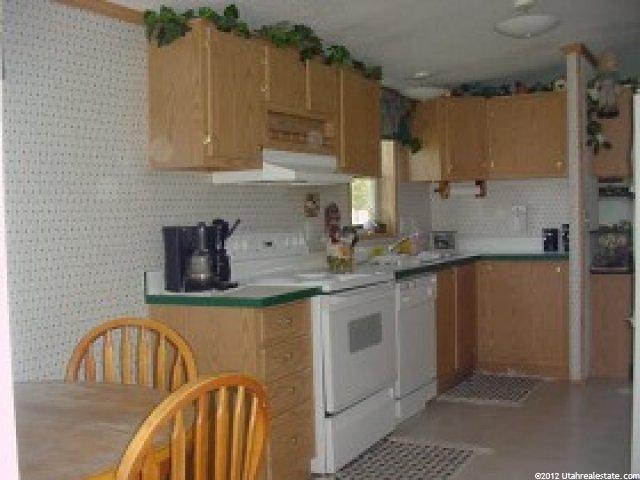 240 S 100 E, Levan, UT 84639 — photo 2