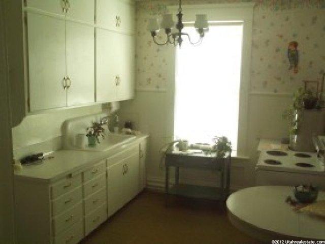 161 W Center St, Logan, UT 84321 — photo 3