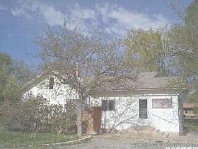 395 N 100 W, Hinckley, UT 84635 — photo 2