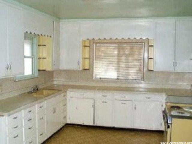 395 N 100 W, Hinckley, UT 84635 — photo 4