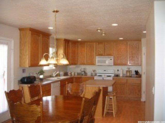 1039 W 4050 S, Riverdale, UT 84405 — photo 2