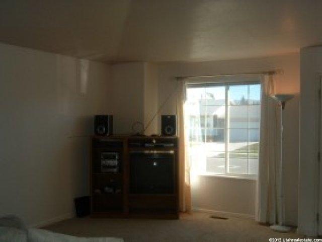 5657 S 4075 W, Roy, UT 84067 — photo 3
