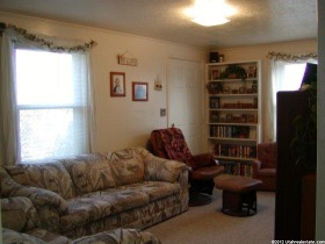 80 S 400 E, Clearfield, UT 84015 — photo 2