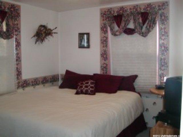 80 S 400 E, Clearfield, UT 84015 — photo 5
