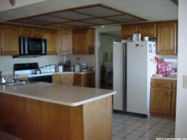 224 E Canyon View Cir, Centerville, UT 84014 — photo 4