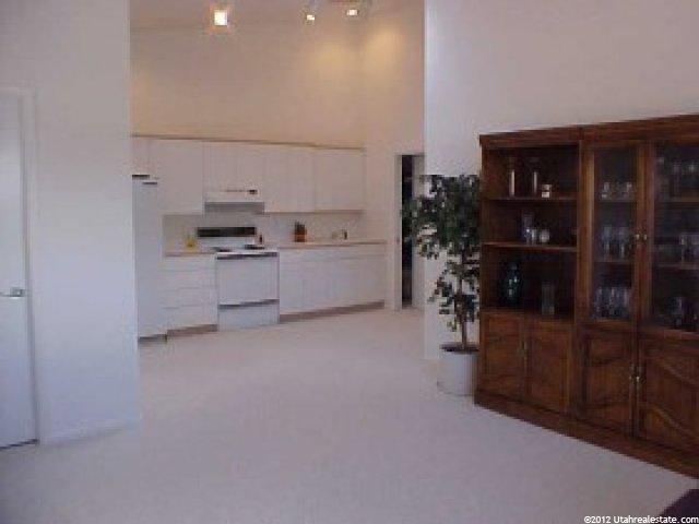 2 Snowstar Ln, Sandy, UT 84092 — photo 4