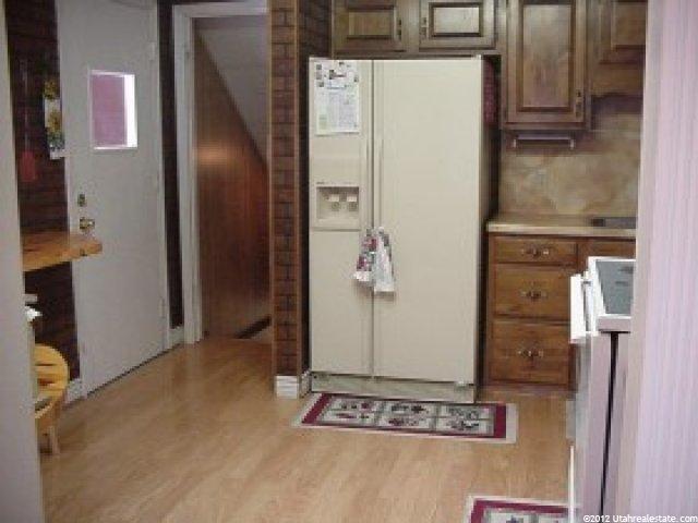 10202 Phlox St, Sandy, UT 84094 — photo 3