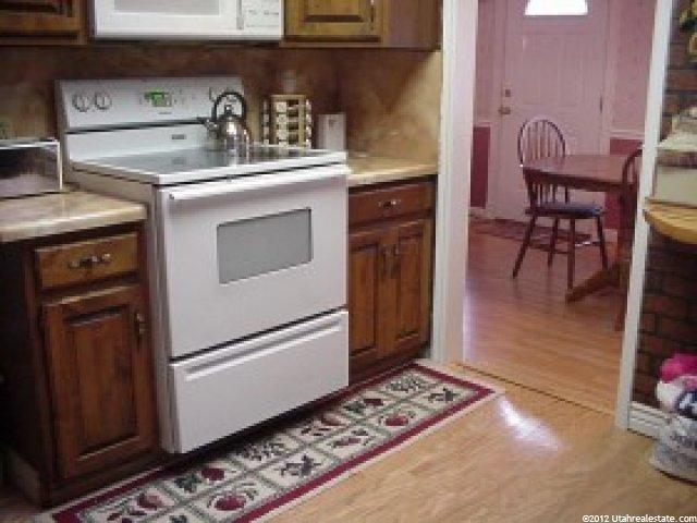10202 Phlox St, Sandy, UT 84094 — photo 4