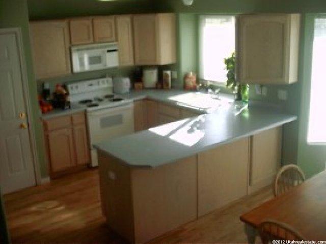 420 S 755 E, Layton, UT 84041 — photo 2