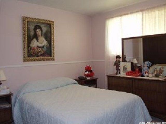 9862 S 540 E, Sandy, UT 84070 — photo 4