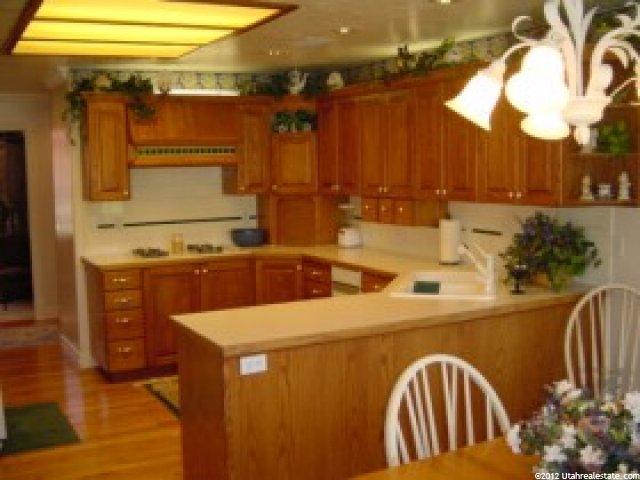 735 Foxridge Dr, Providence, UT 84332 — photo 2