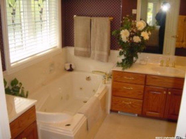 735 Foxridge Dr, Providence, UT 84332 — photo 7