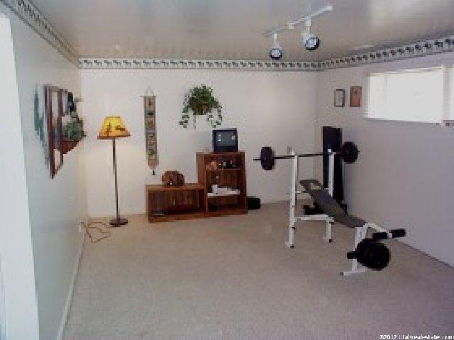 418 Springhill Cir, North Salt Lake, UT 84054 — photo 4