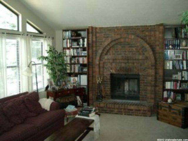 999 Valley View Dr, Fruit Heights, UT 84037 — photo 2