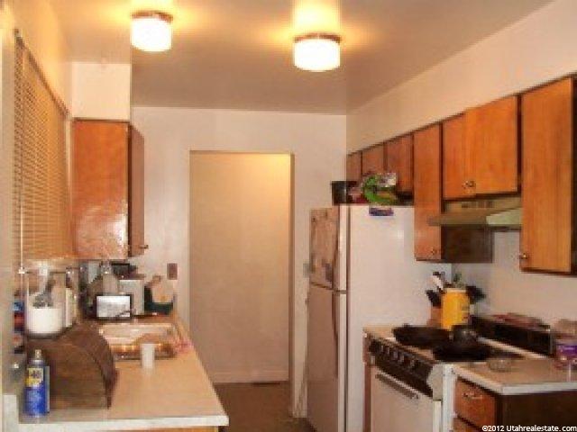 440 Laurel Dr, Sandy, UT 84070 — photo 2