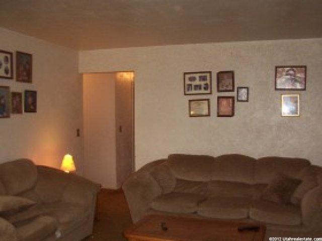440 Laurel Dr, Sandy, UT 84070 — photo 4