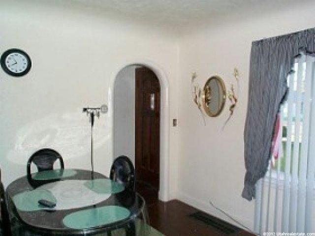 303 E Chimes View Dr, South Ogden, UT 84403 — photo 3