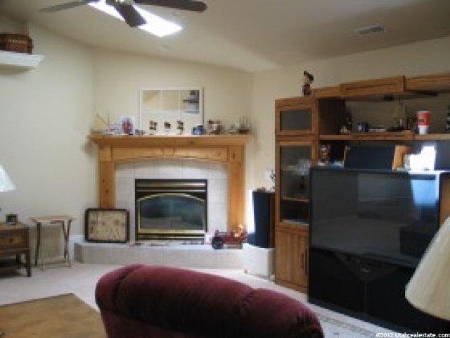 5152 S 350 E, Washington Terrace, UT 84405 — photo 3
