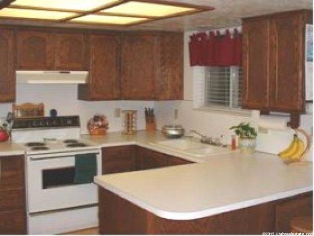 1163 W 1850 S, Woods Cross, UT 84087 — photo 2