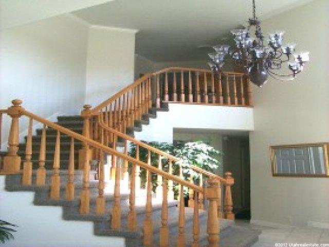 11554 Sunburn Ln, Sandy, UT 84094 — photo 2