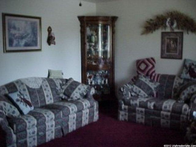 480 E 300 S, Hyrum, UT 84319 — photo 3