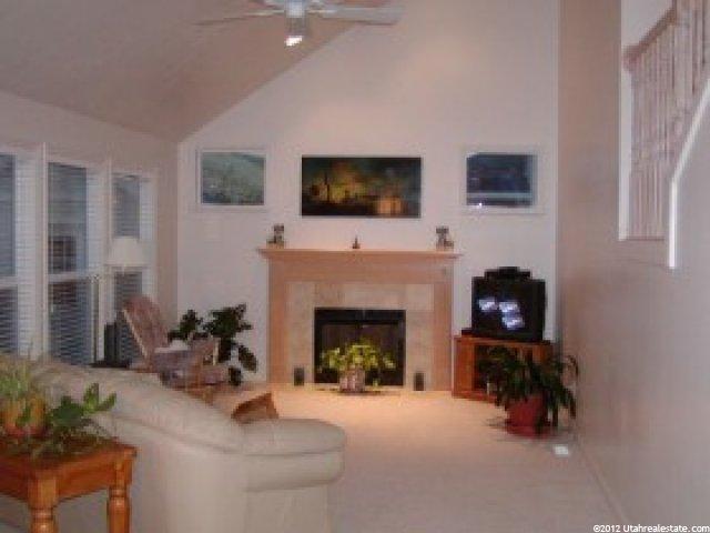 135 S 850 E, Centerville, UT 84014 — photo 5