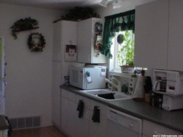 4399 S 2675 W, Roy, UT 84067 — photo 7
