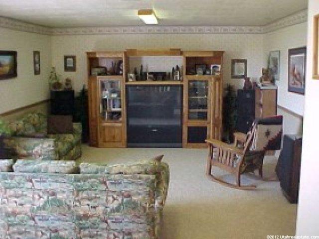 2133 N 1075 E, Layton, UT 84040 — photo 4