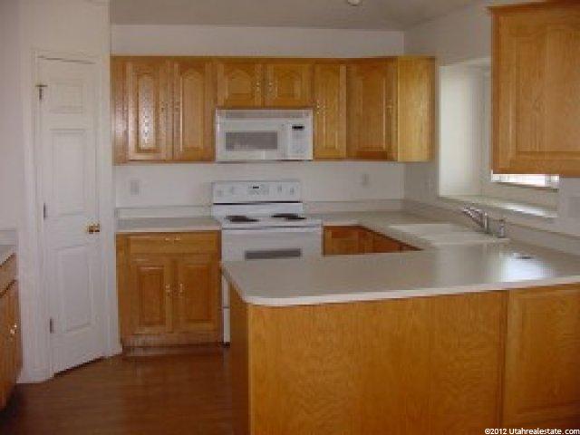 2049 N 50 W, Layton, UT 84041 — photo 2