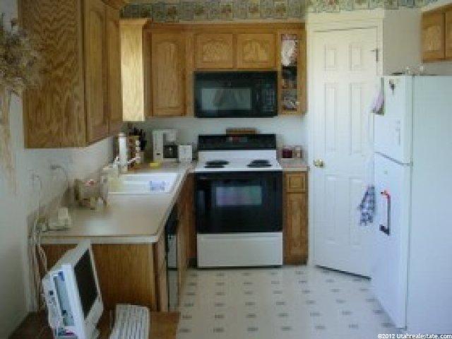 3898 W Cascade Cir, Syracuse, UT 84075 — photo 4
