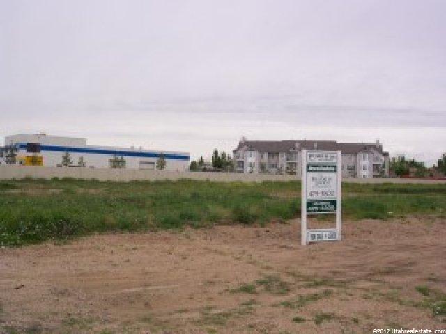 1560 N Main St, Layton, UT 84041 — photo 3