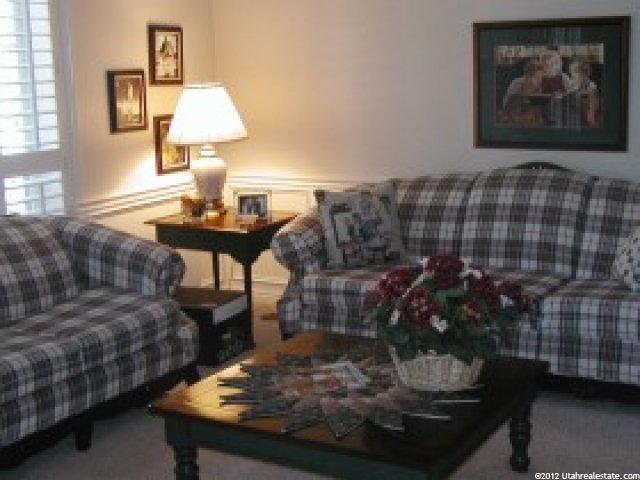 8761 Oak Valley Dr, Sandy, UT 84093 — photo 4