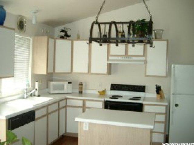 1991 S 2000 W, Syracuse, UT 84075 — photo 3