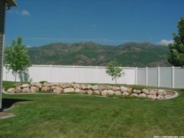 1098 E 375 S, Layton, UT 84041 — photo 2