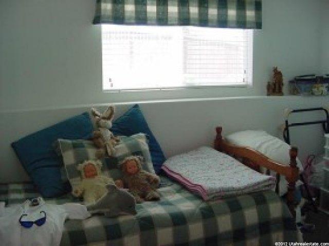 1098 E 375 S, Layton, UT 84041 — photo 7