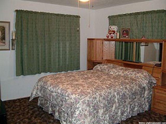 568 W 1460 N, Clinton, UT 84015 — photo 4
