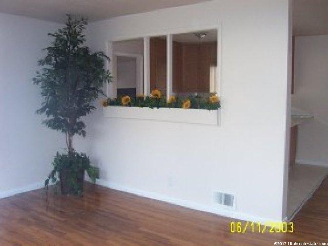6202 Valley Dr, Murray, UT 84107 — photo 2