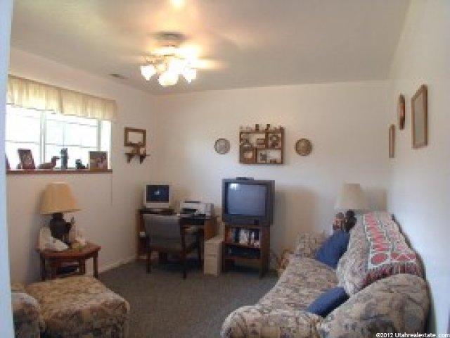 10698 S 1090 E, Sandy, UT 84094 — photo 4