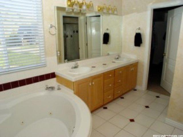 1987 E Bear Mtn Dr, Draper, UT 84020 — photo 4