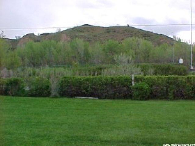 975 E 6600 S #4, Uintah, UT 84405 — photo 2