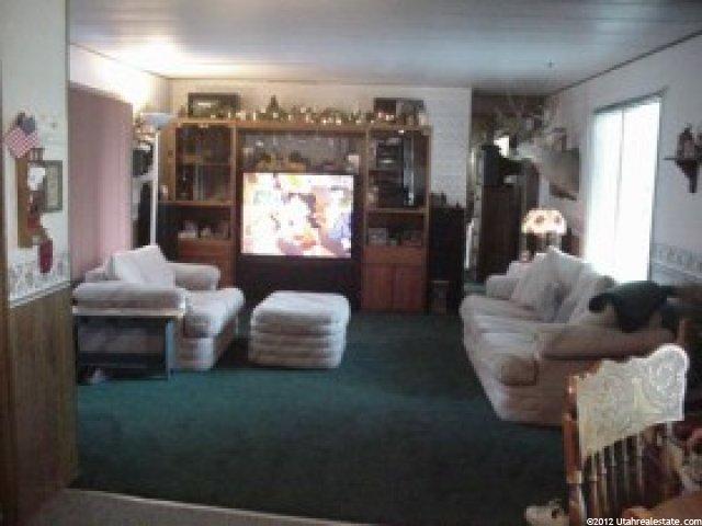 975 E 6600 S #4, Uintah, UT 84405 — photo 4